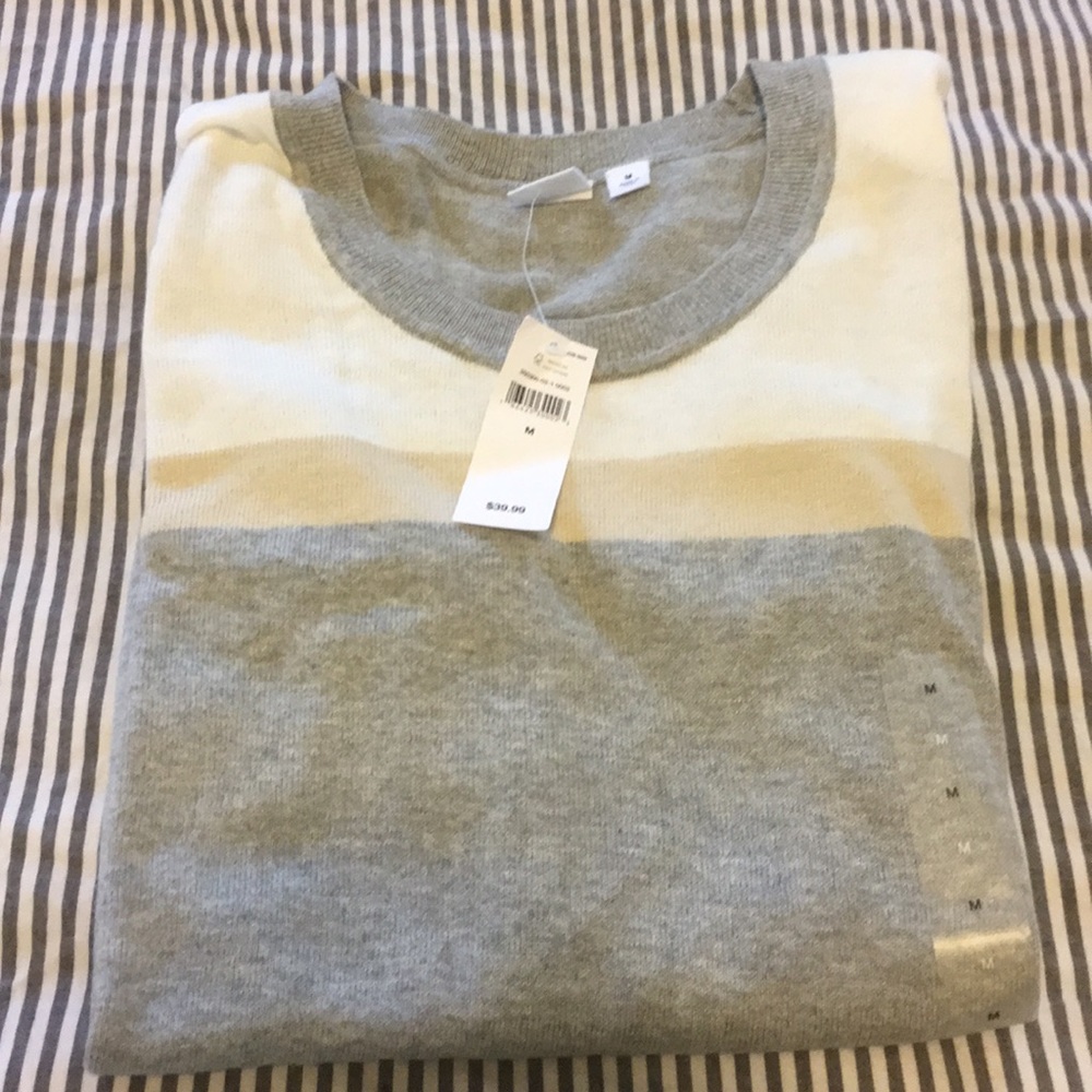 NWT | Gap | Gray/Ivory/beige sweater
